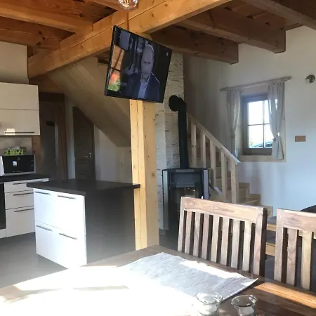 Eden Lodge *