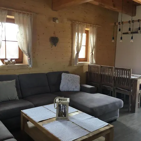 Eden Lodge *
